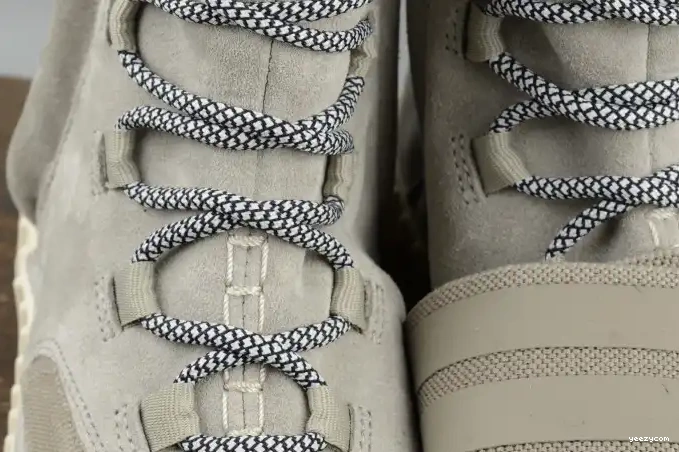 Kanye 750 West adidas Boost Grey B35309 x Yeezy 0520